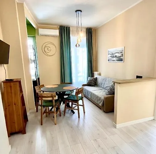 New Apartment, Near Metro Monte Grappa