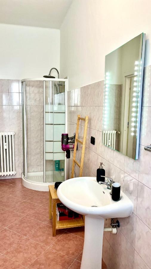 New Apartment, Near Metro Monte Grappa * Turin