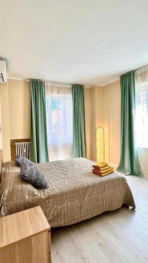 New Apartment, Near Metro Monte Grappa * Turin